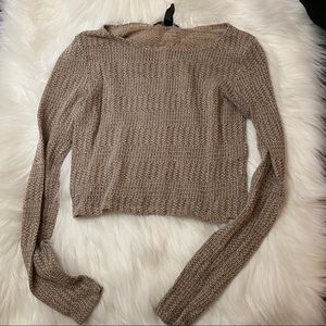 Yarn long sleeve crop top